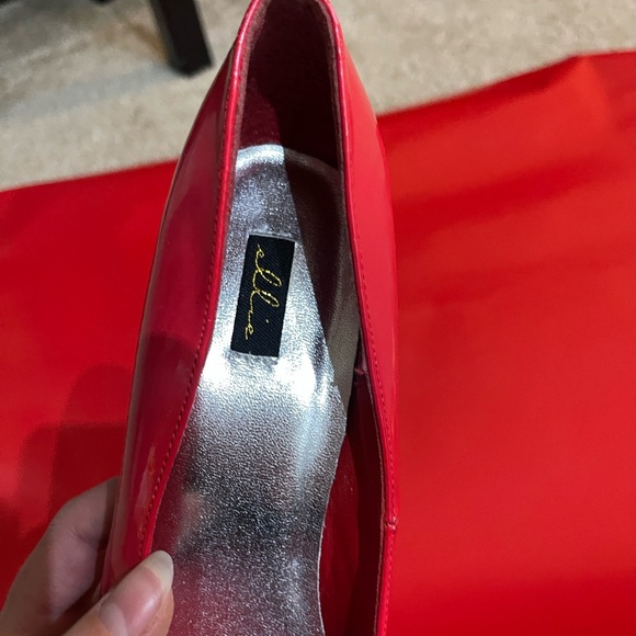 Elle Vibrant Red Heels